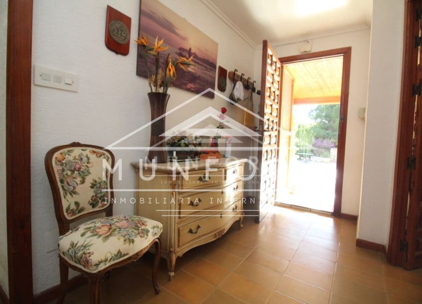 4 Zimmer Villa zu verkaufen in Dehesa de Campoamor mit Pool - 889.900 € (Ref: 9940862)