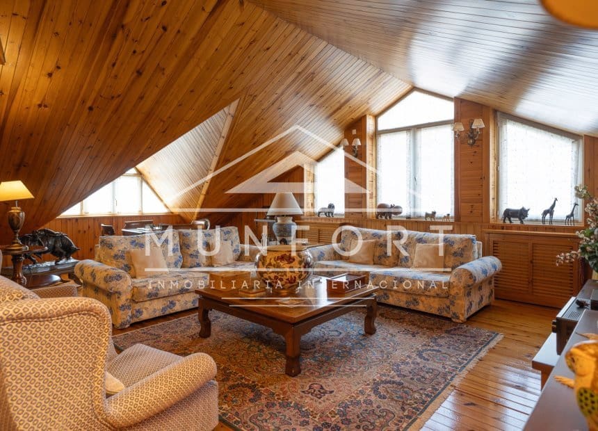 5 makuuhuone Huvila myytävänä paikassa San Pedro del Pinatar mukana uima-altaan - 1 299 000 € (Ref: 9940864)
