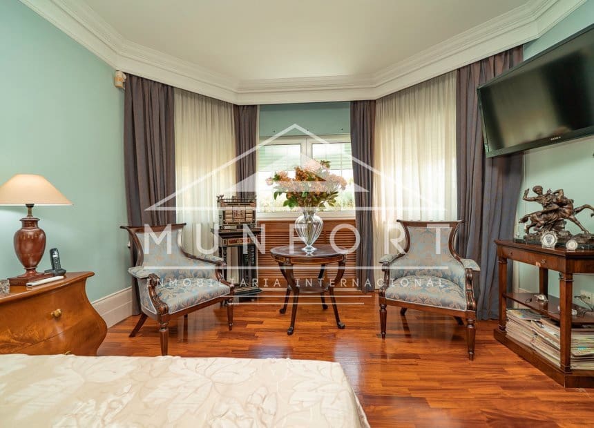 5 makuuhuone Huvila myytävänä paikassa San Pedro del Pinatar mukana uima-altaan - 1 299 000 € (Ref: 9940864)