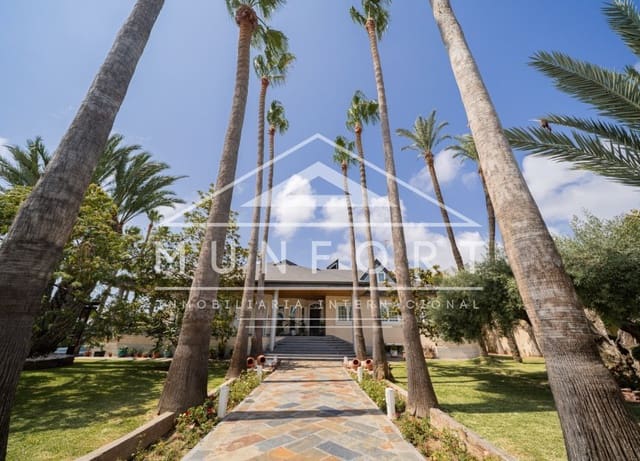5 makuuhuone Huvila myytävänä paikassa San Pedro del Pinatar ciudad, San Pedro del Pinatar mukana uima-altaan - 1 299 000 € (Ref: 9940864)