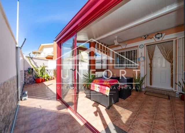 3 makuuhuone Paritalo myytävänä paikassa Santiago de la Ribera, San Javier - 361 000 € (Ref: 9940867)
