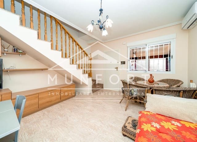 3 makuuhuone Paritalo myytävänä paikassa Santiago de la Ribera, San Javier - 361 000 € (Ref: 9940867)