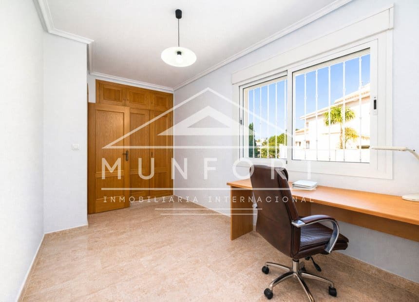 3 sovrum Semi-fristående Villa till salu i Santiago de la Ribera - 361 000 € (Ref: 9940867)