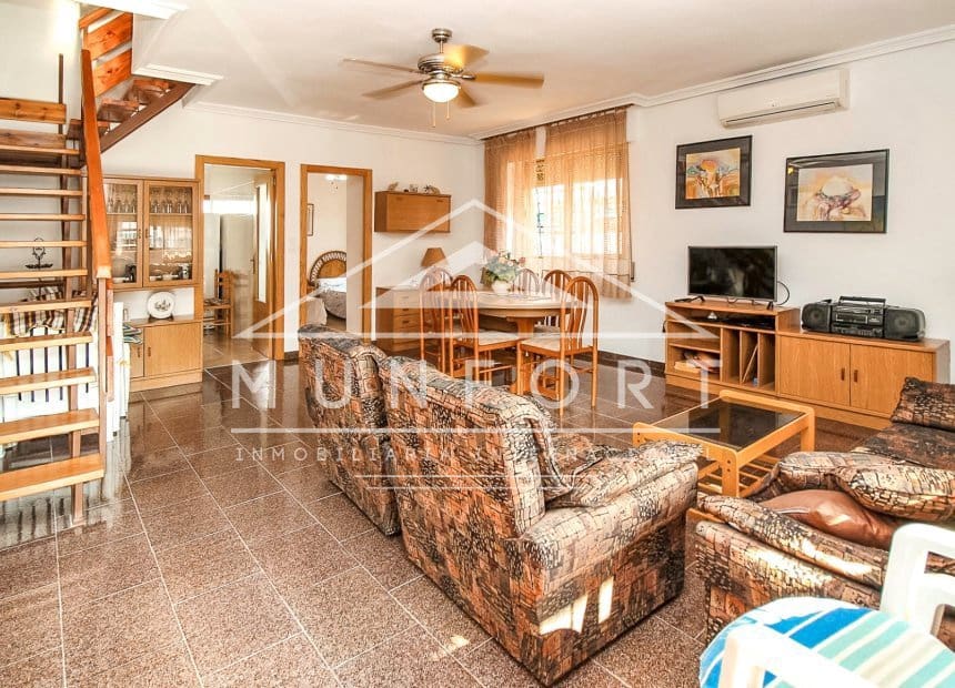 5 soveværelse Rækkehus til salg i Torre de la Horadada med swimmingpool - € 350.000 (Ref: 9940869)
