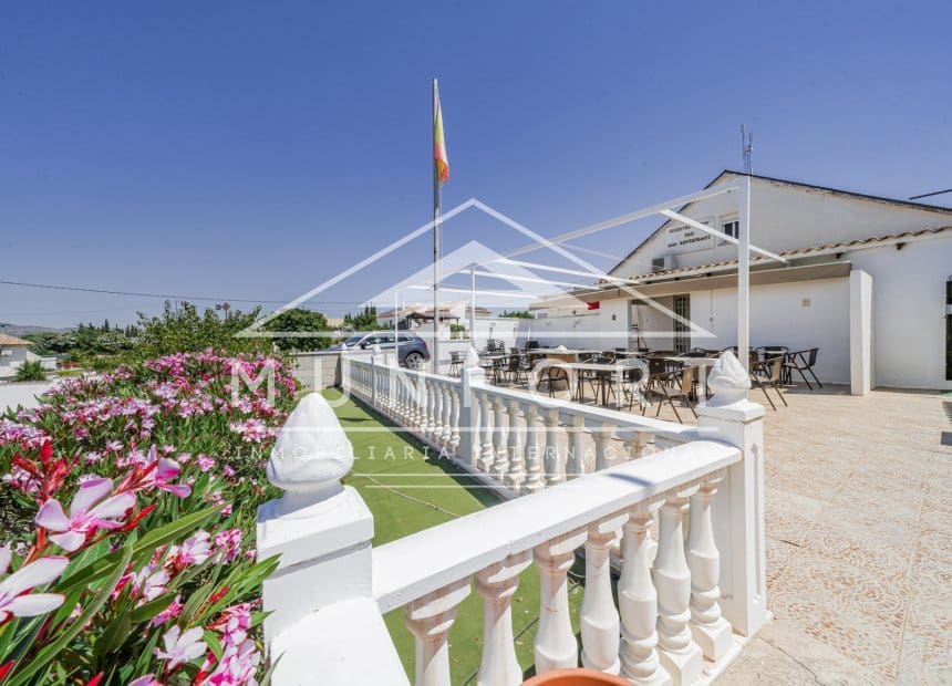 4 soveværelse Erhverv til salg i Valle del Sol med swimmingpool - € 895.000 (Ref: 9941200)