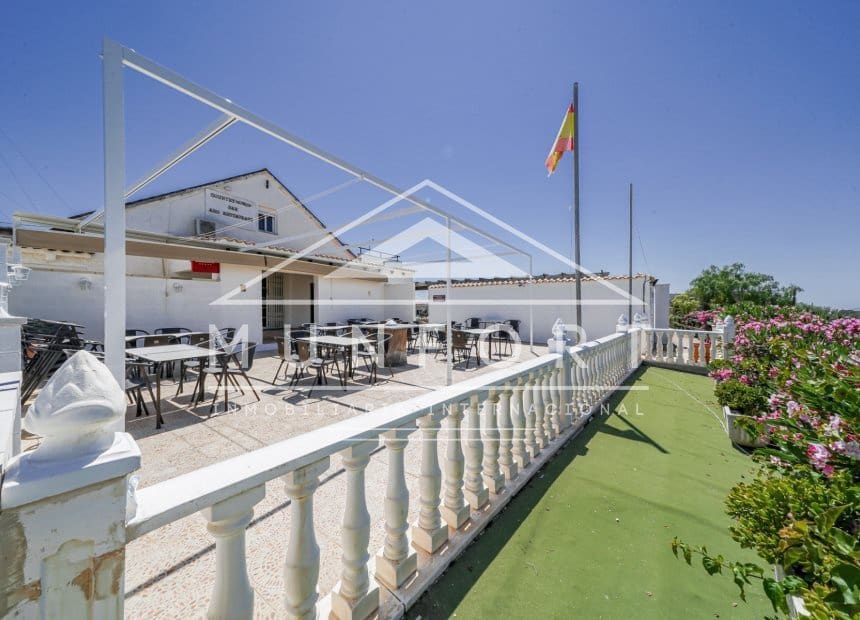 4 soveværelse Erhverv til salg i Valle del Sol med swimmingpool - € 895.000 (Ref: 9941200)