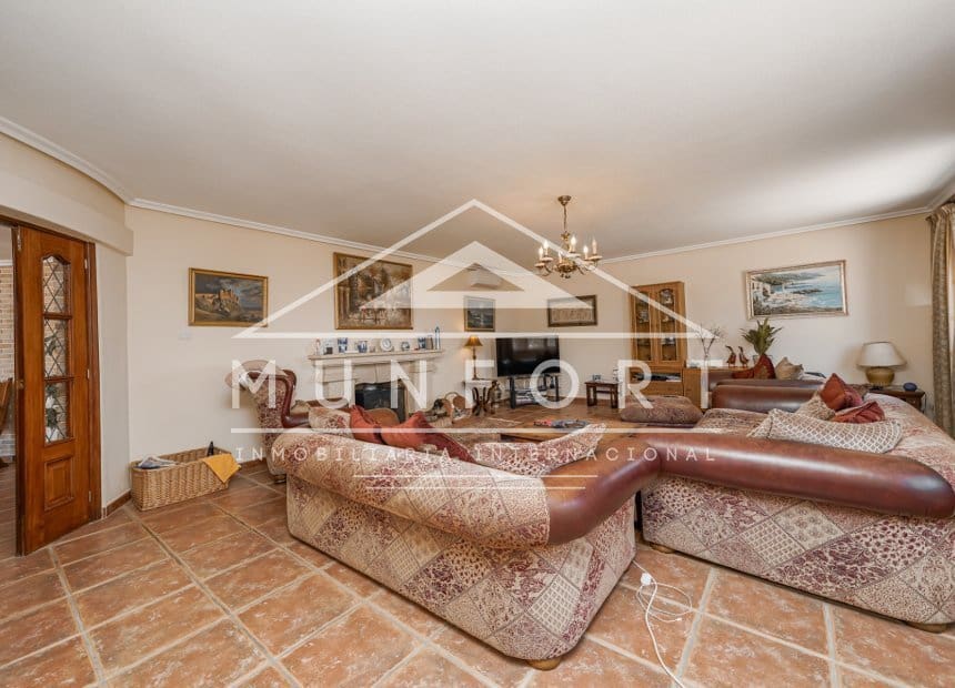 4 soveværelse Villa til salg i Valle del Sol med swimmingpool - € 895.000 (Ref: 9941201)