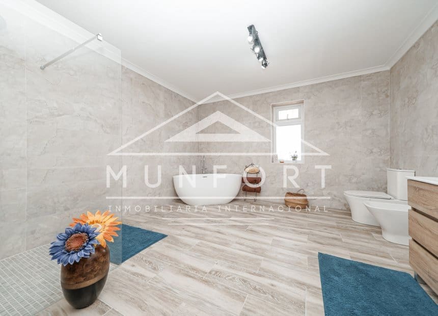 4 soveværelse Villa til salg i Valle del Sol med swimmingpool - € 895.000 (Ref: 9941201)