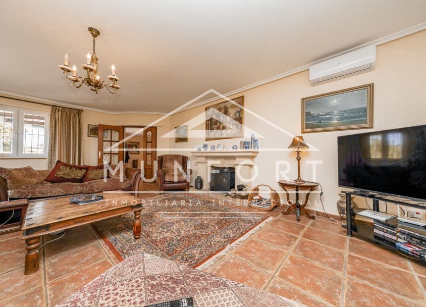4 soveværelse Villa til salg i Valle del Sol med swimmingpool - € 895.000 (Ref: 9941201)