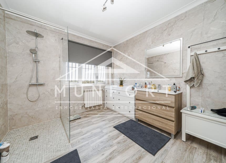 4 soveværelse Villa til salg i Valle del Sol med swimmingpool - € 895.000 (Ref: 9941201)