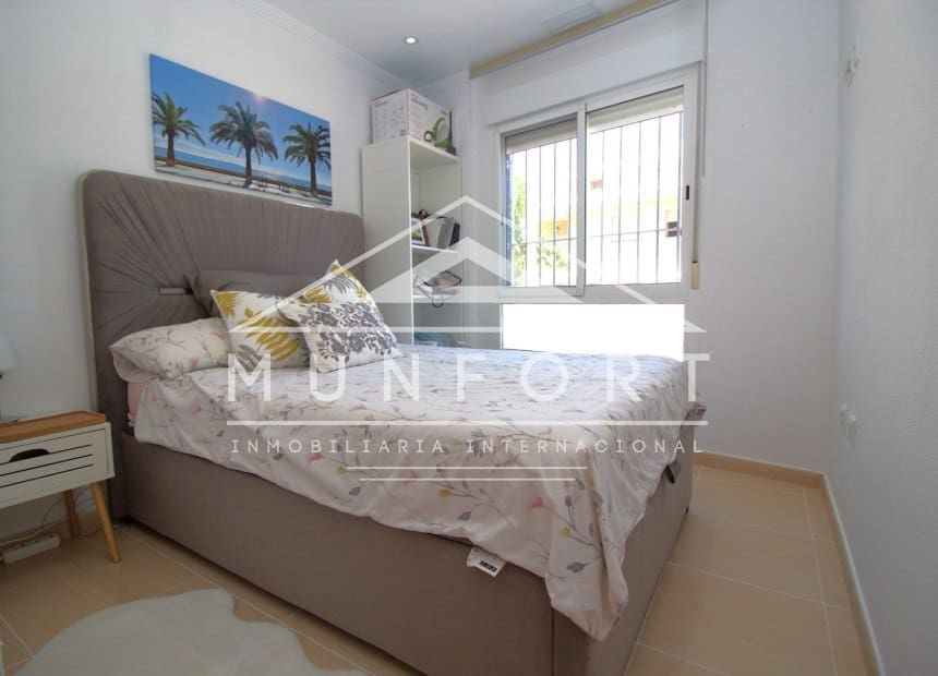 Apartamento de 3 habitaciones en San Pedro del Pinatar en venta con piscina - 199.900 € (Ref: 9944934)