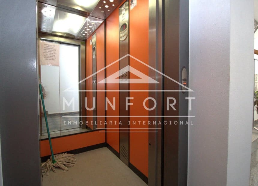 Apartamento de 3 habitaciones en San Pedro del Pinatar en venta con piscina - 199.900 € (Ref: 9944934)