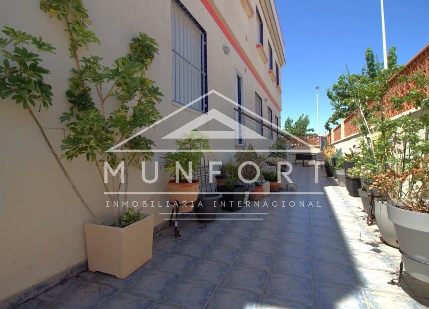 Apartamento de 3 habitaciones en San Pedro del Pinatar en venta con piscina - 199.900 € (Ref: 9944934)
