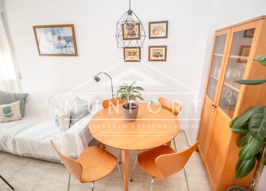 Appartement de 2 chambres de location de vacances à Dehesa de Campoamor - 900 € (Ref: 9944935)