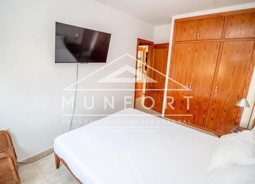 Appartement de 2 chambres de location de vacances à Dehesa de Campoamor - 900 € (Ref: 9944935)