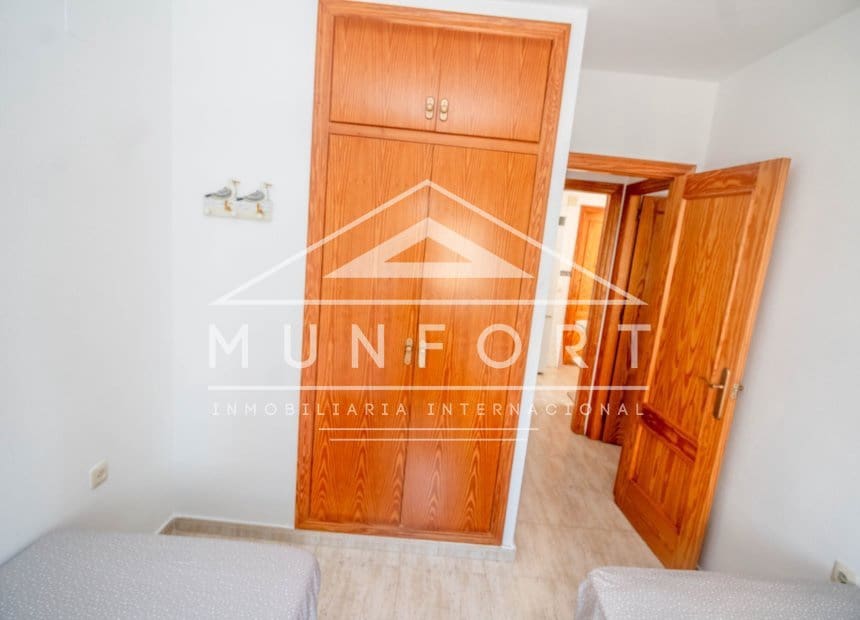 Appartement de 2 chambres de location de vacances à Dehesa de Campoamor - 900 € (Ref: 9944935)