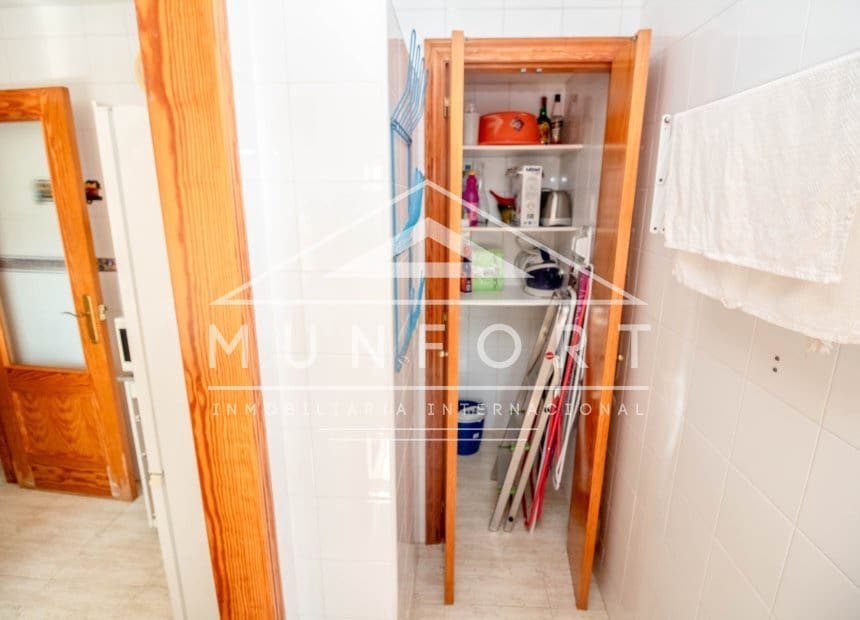 Appartement de 2 chambres de location de vacances à Dehesa de Campoamor - 900 € (Ref: 9944935)