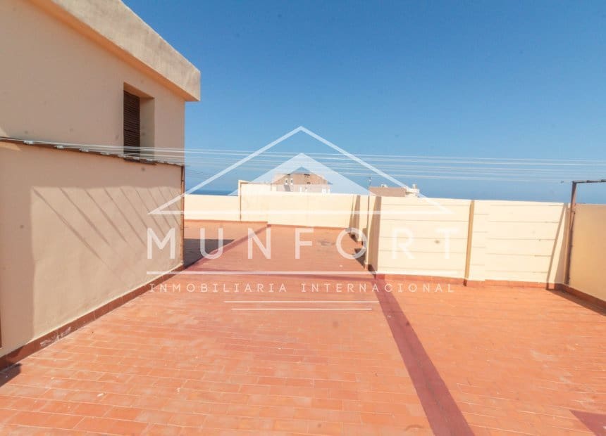 Appartement de 2 chambres de location de vacances à Dehesa de Campoamor - 900 € (Ref: 9944935)