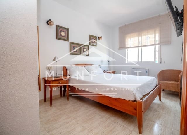 Appartement de 2 chambres de location de vacances à Dehesa de Campoamor, Orihuela - 900 € (Ref: 9944935)