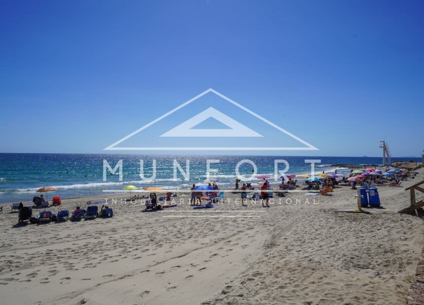 2 soverom Leilighet til salgs i Dehesa de Campoamor - € 800 (Ref: 9944935)