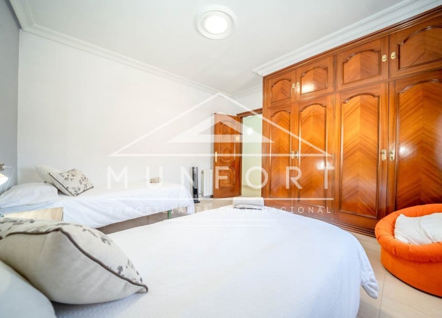 Appartement de 3 chambres à louer à Lo Pagan - 850 € (Ref: 9946050)