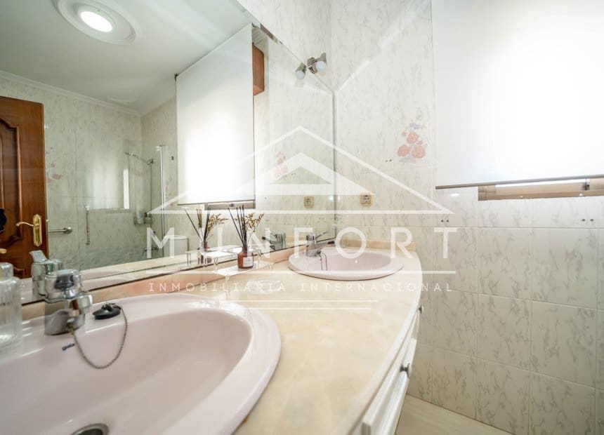 Appartement de 3 chambres à louer à Lo Pagan - 850 € (Ref: 9946050)