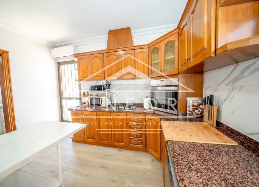 Appartement de 3 chambres à louer à Lo Pagan - 850 € (Ref: 9946050)
