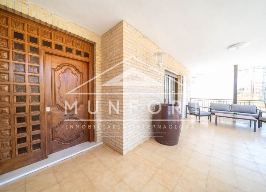 Appartement de 3 chambres à louer à Lo Pagan - 850 € (Ref: 9946050)