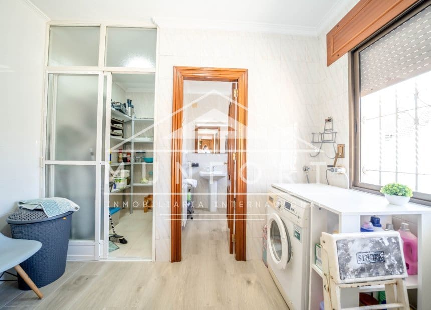 Appartement de 3 chambres à louer à Lo Pagan - 850 € (Ref: 9946050)