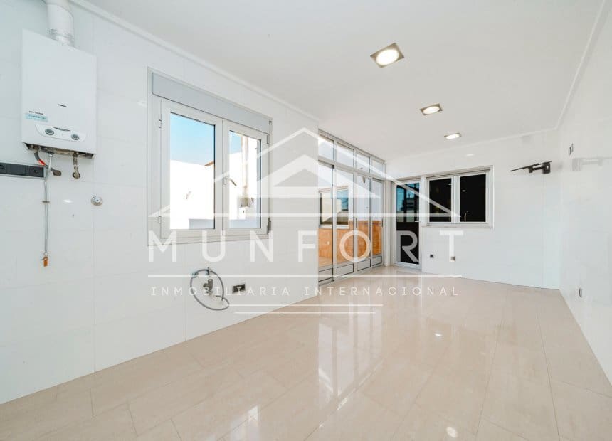 3 bedroom Apartment for sale in Pilar de la Horadada - € 289,900 (Ref: 9946335)