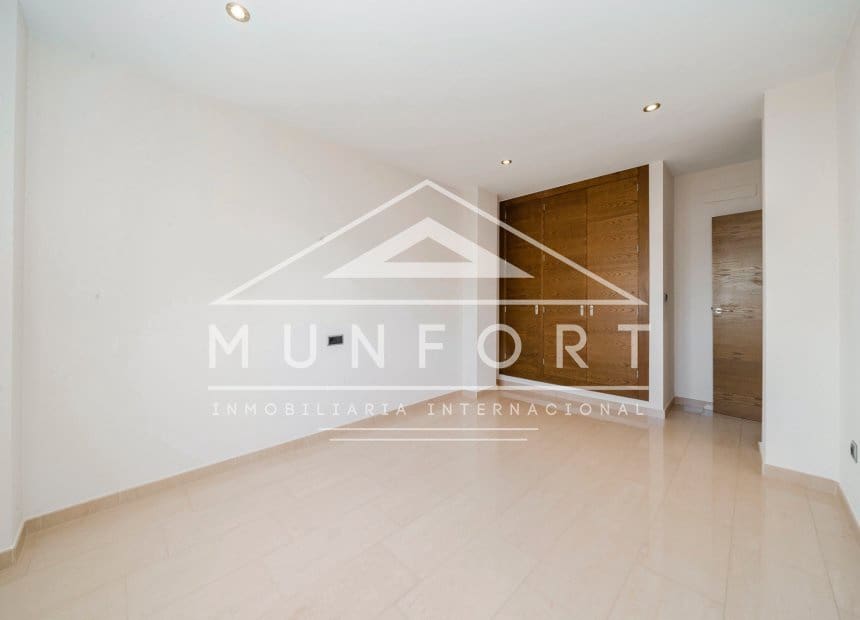 3 bedroom Apartment for sale in Pilar de la Horadada - € 289,900 (Ref: 9946335)