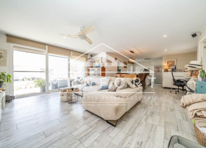 2 soverom Villa til salgs i Torrevieja med svømmebasseng - € 464 999 (Ref: 9948845)