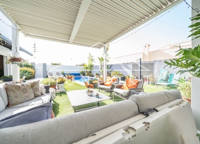 2 chambre Villa/Maison à vendre à El Chaparral - La Siesta - La Torreta, Torrevieja avec piscine - 464 999 € (Ref: 9948845)