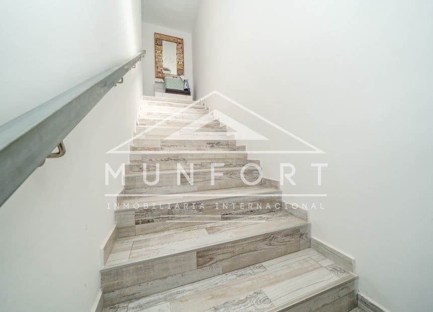 2 soverom Villa til salgs i Torrevieja med svømmebasseng - € 464 999 (Ref: 9948845)
