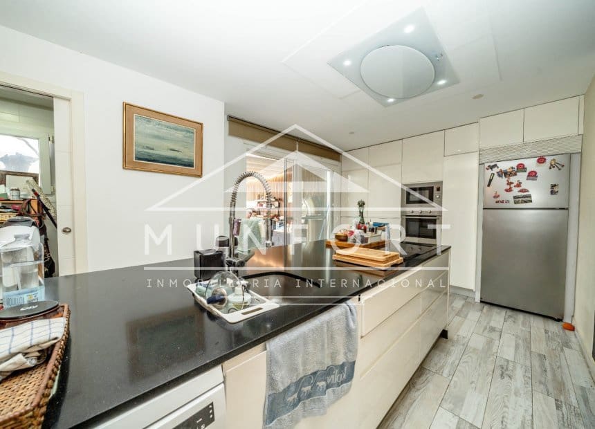 2 soverom Villa til salgs i Torrevieja med svømmebasseng - € 464 999 (Ref: 9948845)