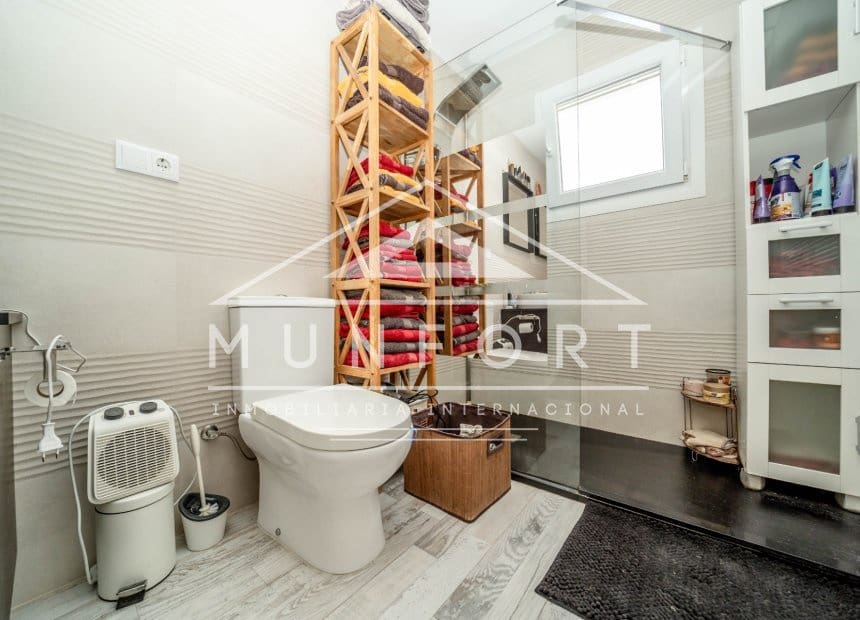 2 soverom Villa til salgs i Torrevieja med svømmebasseng - € 464 999 (Ref: 9948845)