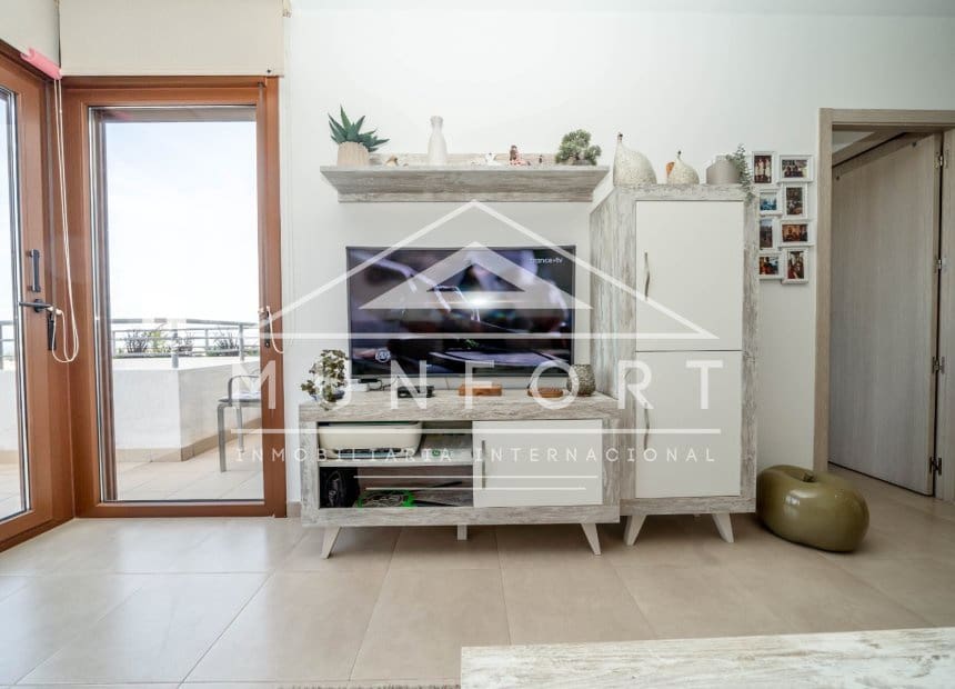 2 slaapkamer Penthouse te koop in Orihuela Costa met zwembad - € 299.900 (Ref: 9950357)