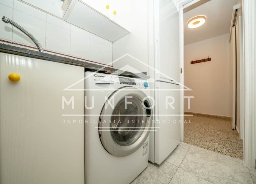 2 soverom Leilighet til leie i Dehesa de Campoamor - € 800 (Ref: 9956628)