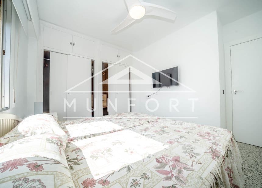 2 soverom Leilighet til leie i Dehesa de Campoamor - € 800 (Ref: 9956628)