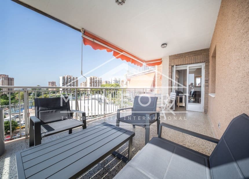 2 soverom Leilighet til leie i Dehesa de Campoamor - € 800 (Ref: 9956628)