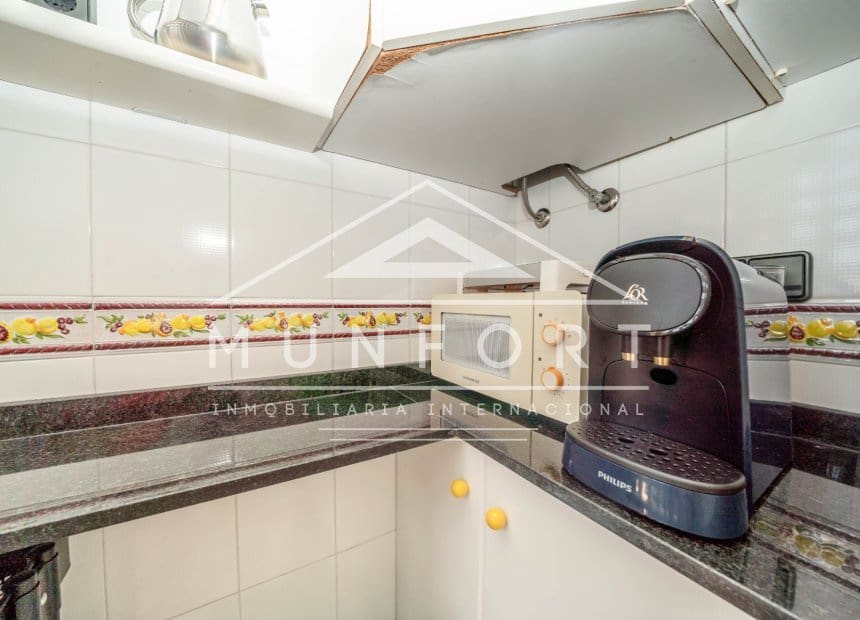 2 soverom Leilighet til leie i Dehesa de Campoamor - € 800 (Ref: 9956628)