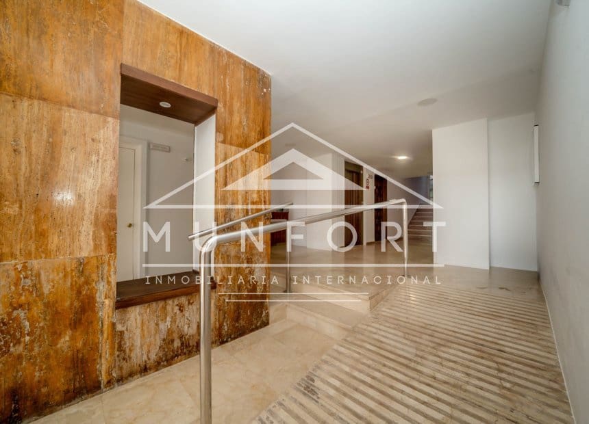 2 soverom Leilighet til leie i Dehesa de Campoamor - € 800 (Ref: 9956628)