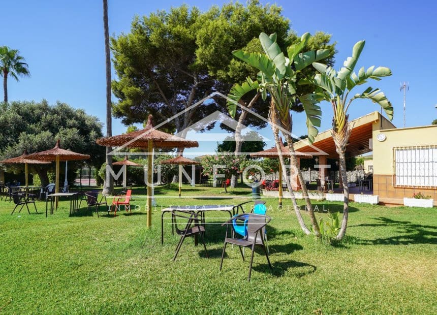 2 soverom Leilighet til leie i Dehesa de Campoamor - € 800 (Ref: 9956628)