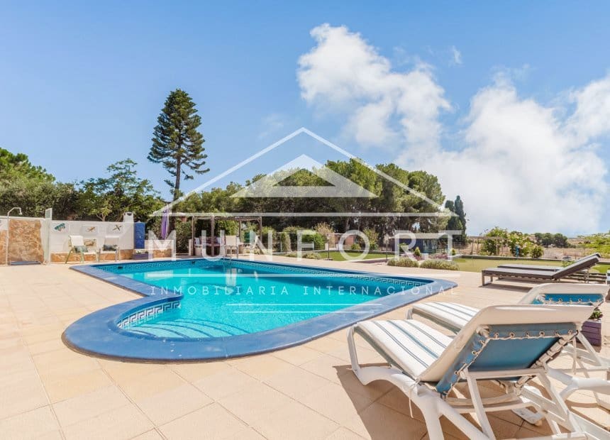 6 bedroom Villa for sale in Gea y Truyols with pool - € 549,900 (Ref: 9958837)