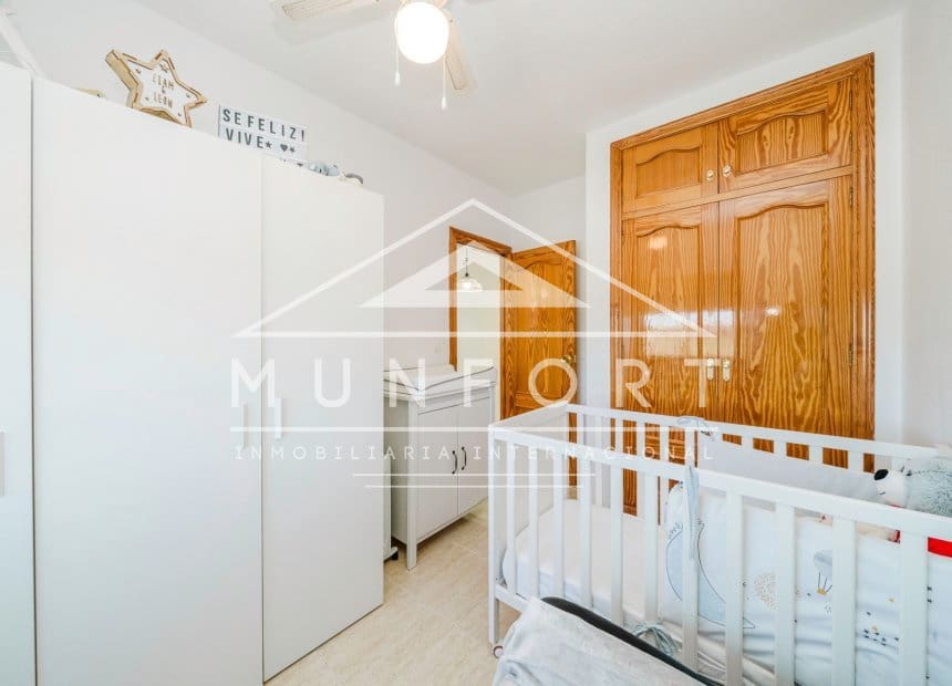 4 bedroom Townhouse for sale in Santiago de la Ribera with pool - € 199,900 (Ref: 9961533)