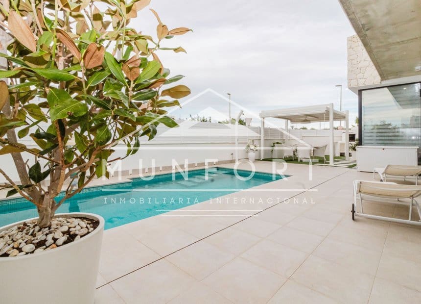 3 sovrum Villa till salu i Sucina med pool - 419 900 € (Ref: 9961632)