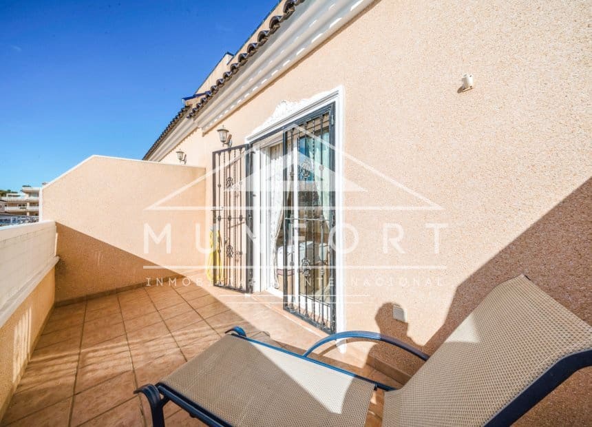 2 bedroom Townhouse for sale in Villamartin with pool - € 211,500 (Ref: 9969025)