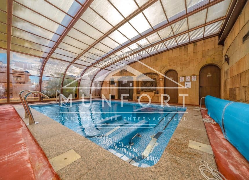 2 bedroom Townhouse for sale in Villamartin with pool - € 211,500 (Ref: 9969025)
