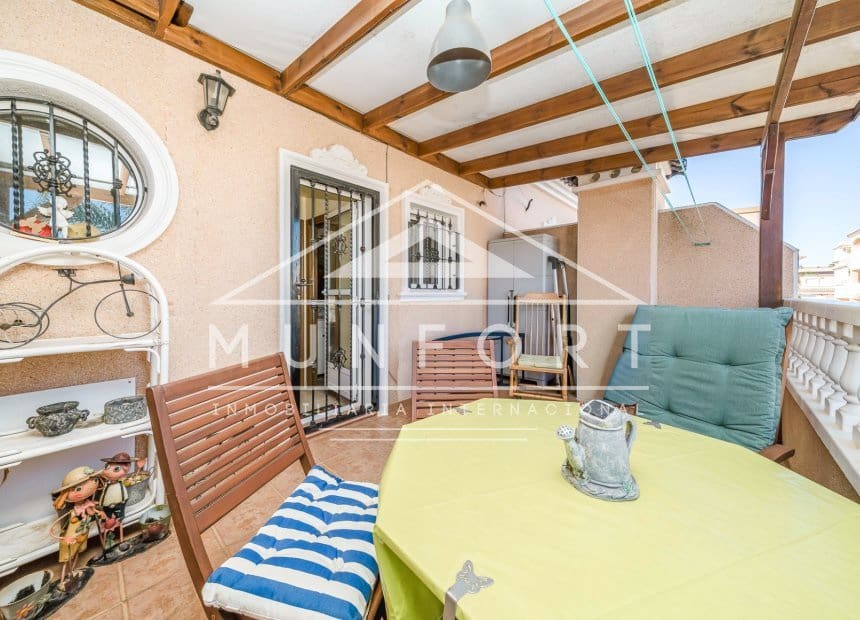 2 bedroom Townhouse for sale in Villamartin with pool - € 211,500 (Ref: 9969025)