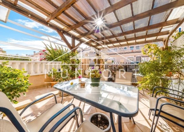 2 soverom Hus til salgs i Villamartin, Orihuela med svømmebasseng - € 211 500 (Ref: 9969025)